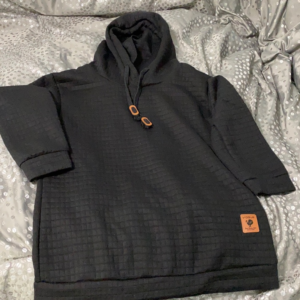 NWOT SIIMHRSS QUILTED HOODIE